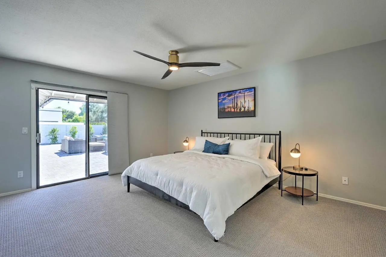 Sunny Scottsdale Home With Heated Pool And Patio בית נופש