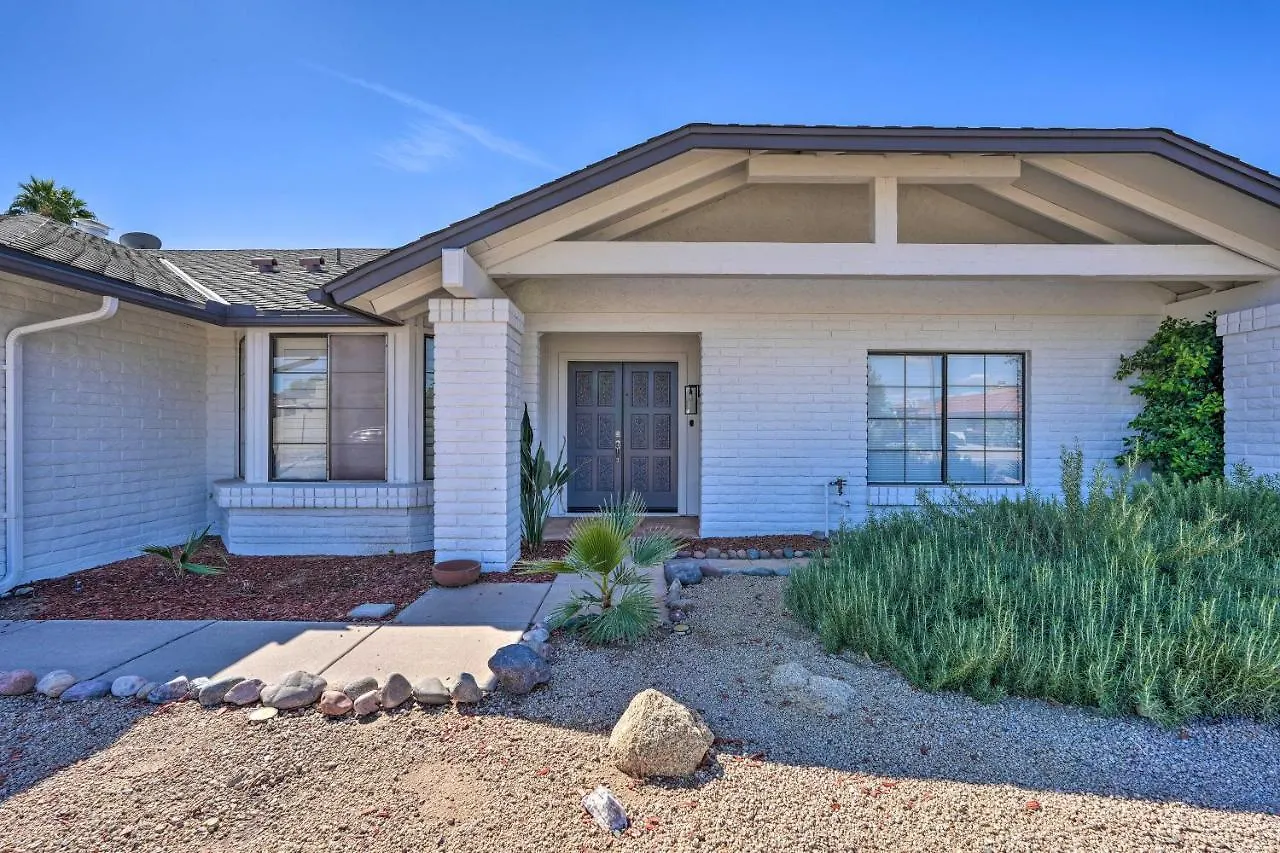 בית נופש Sunny Scottsdale Home With Heated Pool And Patio